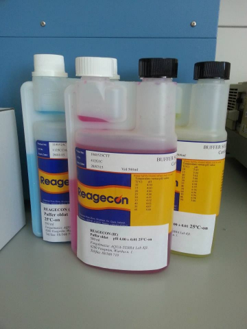 pH puffer 10.00, 250 ml, kétnyakú edényben